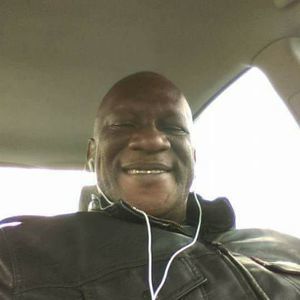 Meet your Posher, Bruce